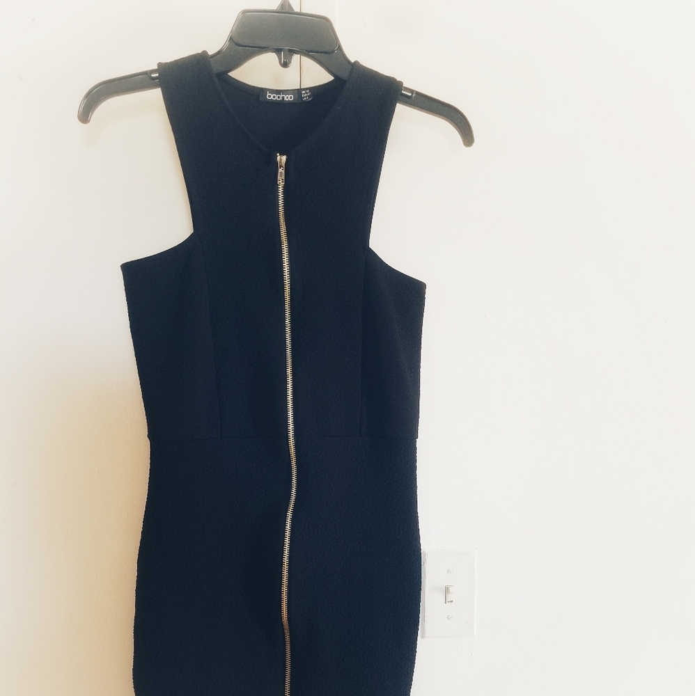 Textured Black Dress W/ Front Zipper Detail